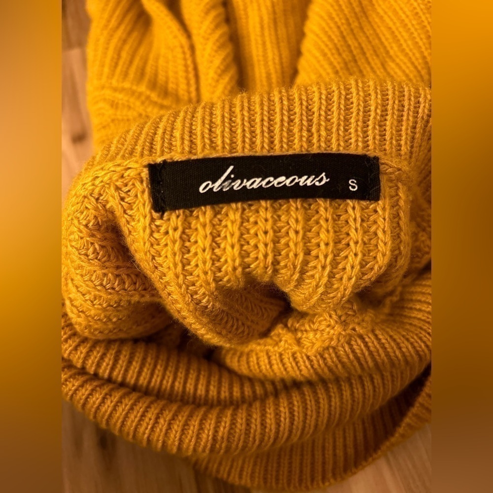 Olivaceous mustard yellow cropped knit sweater, size Small - Picture 9 of 10